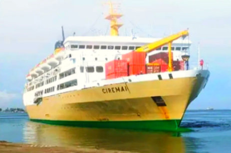 Kapal Pelni KM.Ciremai bisa bawa kendaraan motor dan mobil
